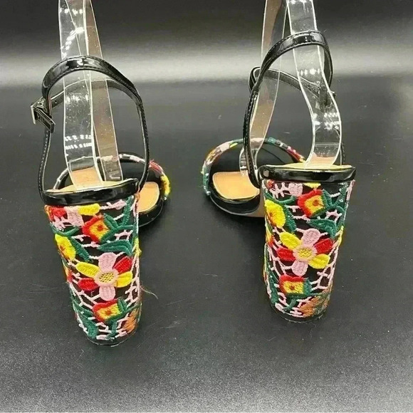 ASOS embroidered block heel size 8 - Picture 3 of 6